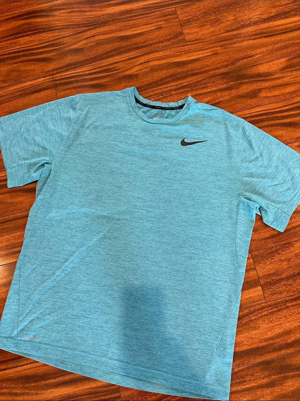 Nike Men’s Blue Heather Performance Short Sleeve Tee